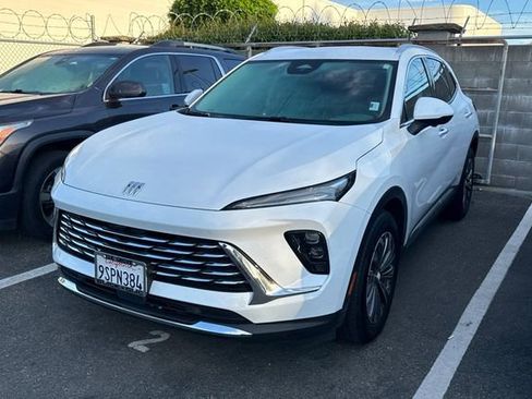 Used 2025 Buick Envision Preferred image 8