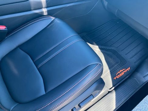 Certified 2024 Honda Pilot TrailSport image 32