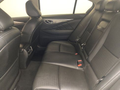 Used 2019 INFINITI Q50 Signature Edition w/ Cargo Package (L96) RWD image 18