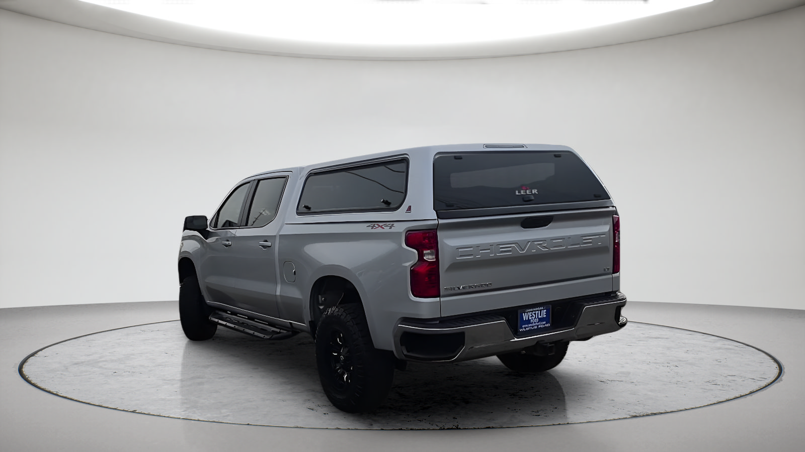 Used 2020 Chevrolet Silverado 1500 LT w/ All-Star Edition AWD/4WD image 9