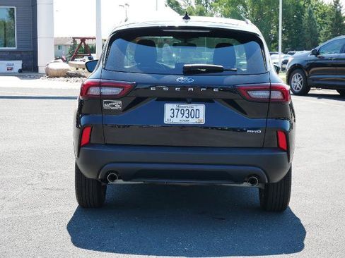 Certified 2025 Ford Escape ST-Line Select AWD/4WD image 4