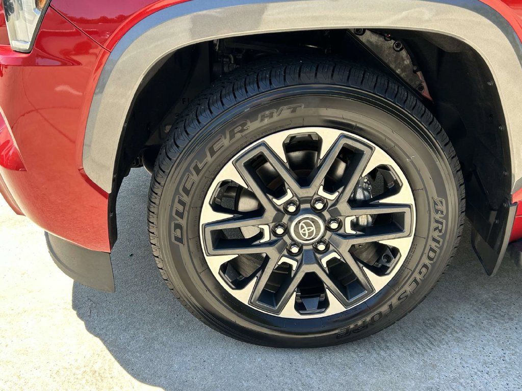 Used 2024 Toyota Sequoia Limited w/ Tow Technology Package RWD image 10