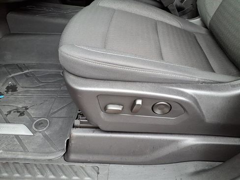 Used 2024 Chevrolet Silverado 1500 Custom w/ Turbomax Blackout Package image 8