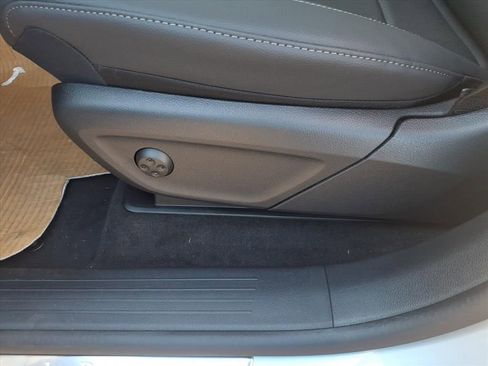 New 2026 Mercedes-Benz GLS 450 4MATIC image 15