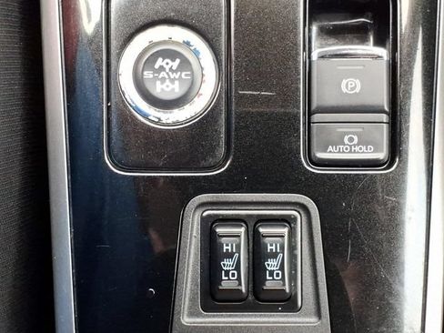 Used 2017 Mitsubishi Outlander SE AWD/4WD image 20