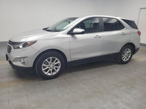 Used 2021 Chevrolet Equinox LT image 2
