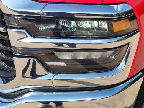 Used 2026 RAM 2500 Big Horn AWD/4WD image 10