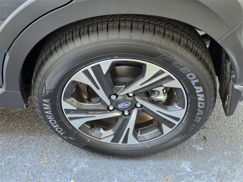 New 2025 Subaru Crosstrek 2.5i Premium image 35