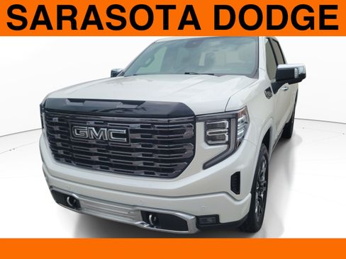 Used 2025 GMC Sierra 1500 Denali Ultimate AWD/4WD image 1