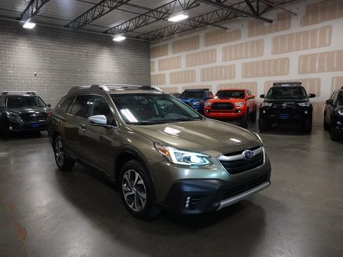 Used 2020 Subaru Outback Touring XT image 14