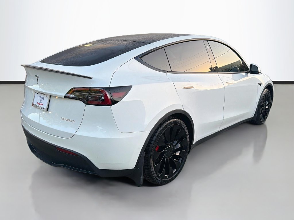Used 2022 Tesla Model Y Performance AWD/4WD image 7