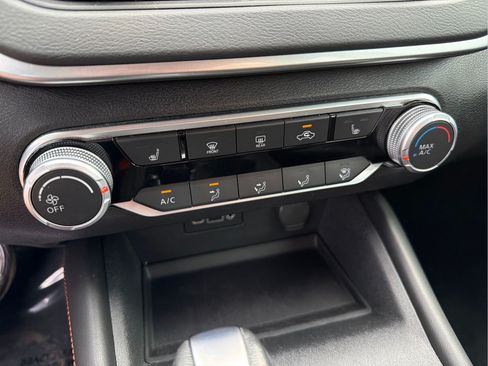 Used 2021 Nissan Altima 2.5 SR w/ SR Premium Package FWD image 18