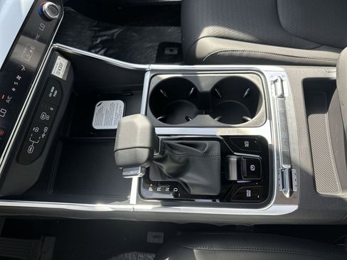 New 2026 Kia Carnival SX Prestige FWD image 22
