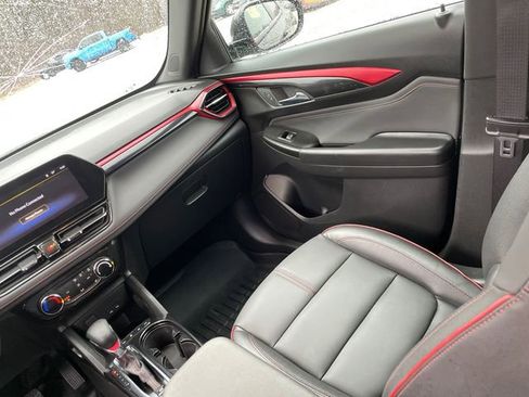 Used 2024 Chevrolet TrailBlazer RS image 23