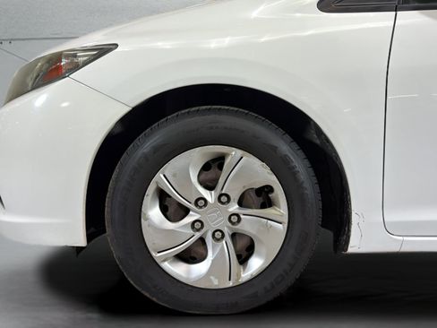 Used 2013 Honda Civic LX image 36