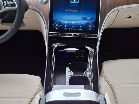 Certified 2025 Mercedes-Benz C 300 Sedan image 16