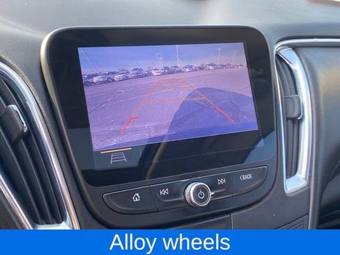 Used 2020 Chevrolet Malibu Premier FWD image 9