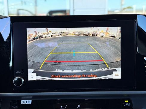 New 2026 Toyota Camry Hybrid image 25