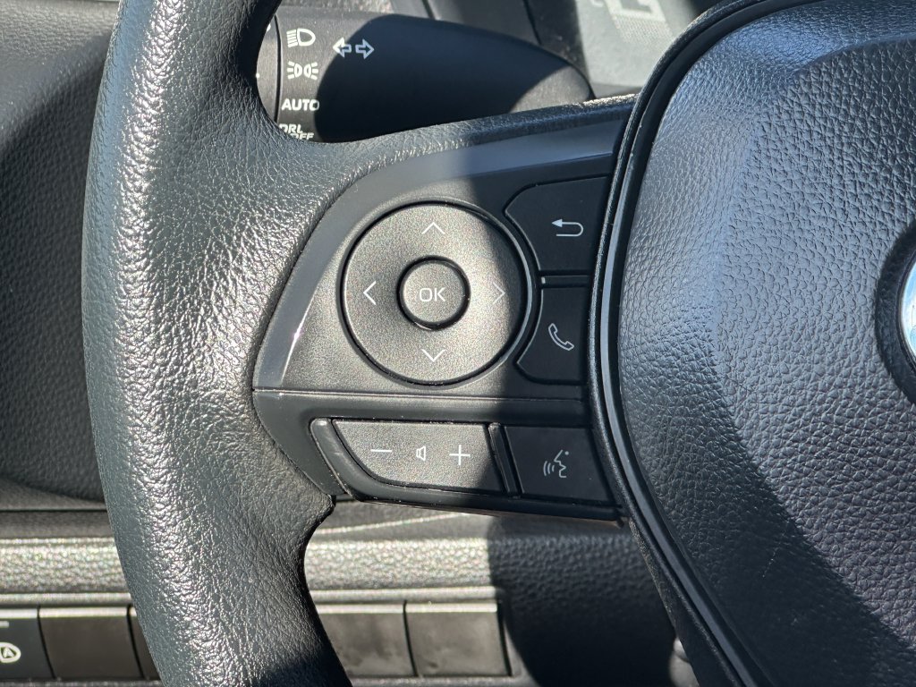 Used 2026 Toyota Corolla LE FWD image 20