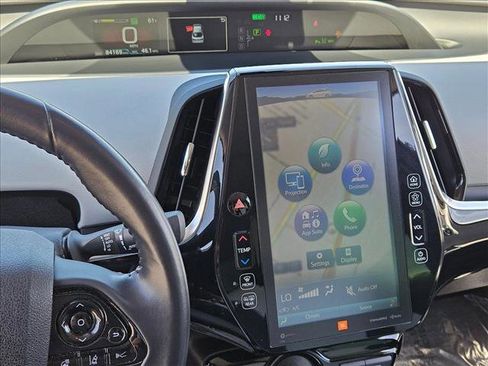 Used 2022 Toyota Prius Limited FWD image 15