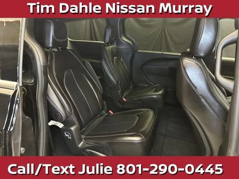 Used 2026 Chrysler Pacifica Select FWD image 18