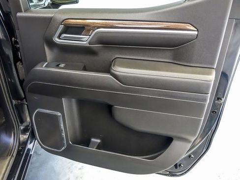 Used 2023 Chevrolet Silverado 1500 LT image 28