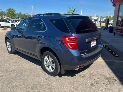 Used 2017 Chevrolet Equinox LT w/ Convenience Package AWD/4WD image 5