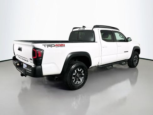 Used 2023 Toyota Tacoma TRD Off-Road w/ Black Out Package (TMS) AWD/4WD image 8