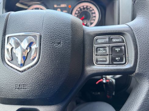 Used 2019 RAM 1500 Express RWD image 20