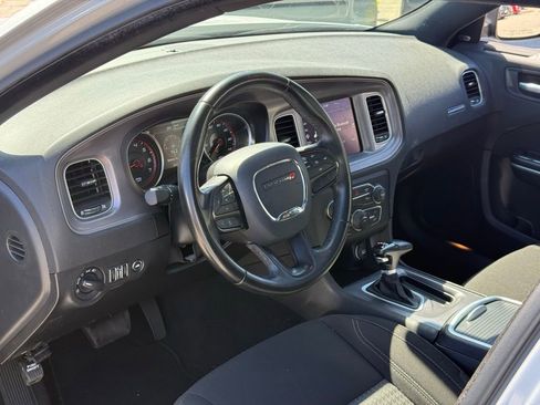 Used 2023 Dodge Charger SXT image 6