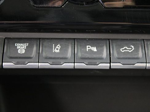 Used 2025 GMC Sierra 2500 Denali image 68