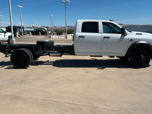 New 2026 RAM 5500 Tradesman AWD/4WD image 6