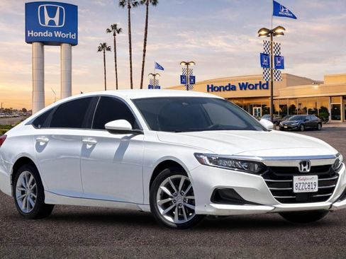 Used 2022 Honda Accord LX image 2