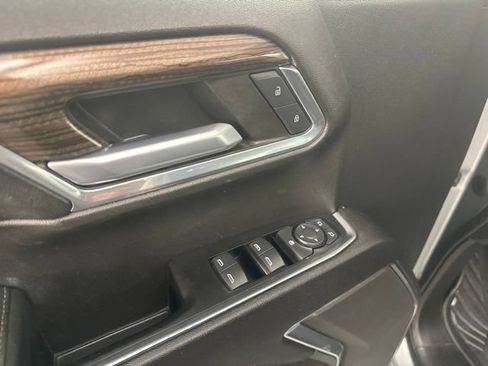 Used 2023 Chevrolet Silverado 1500 RST AWD/4WD image 17