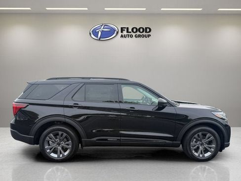 New 2026 Ford Explorer Active w/ Active Comfort Package AWD/4WD image 4