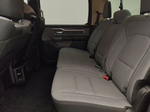 Used 2019 RAM 1500 Big Horn AWD/4WD image 18
