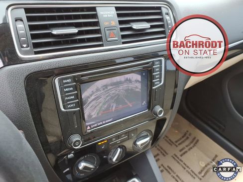 Used 2016 Volkswagen Jetta SEL w/ Lighting Package image 11