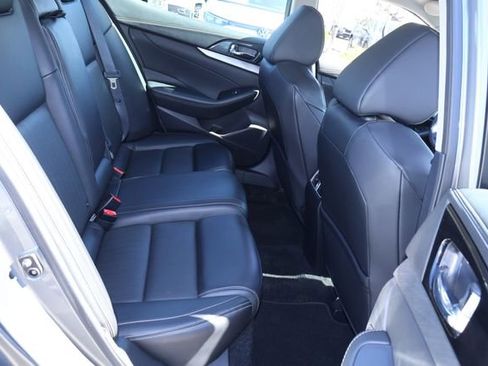 Used 2017 Nissan Maxima 3.5 SV w/ Dynamic Package image 19
