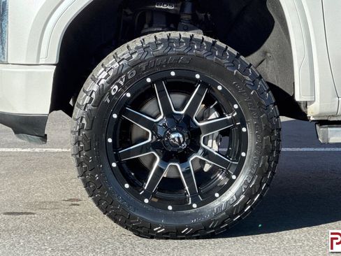 Used 2019 GMC Sierra 1500 Denali image 32