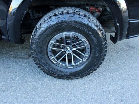 Used 2019 Ford F150 Raptor w/ Equipment Group 802A Luxury image 5