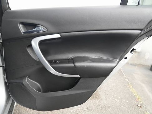 Used 2017 Buick Regal GS w/ Driver Confidence Package #2 image 38