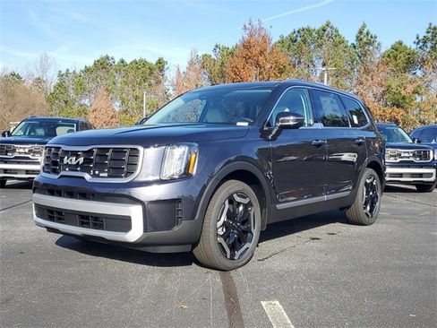New 2025 Kia Telluride S image 32