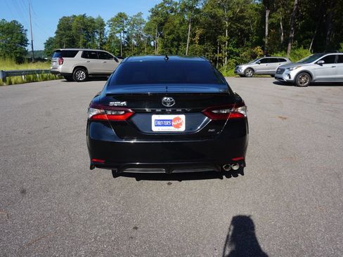 Used 2023 Toyota Camry SE FWD image 22