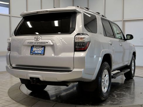 Used 2021 Toyota 4Runner SR5 image 8