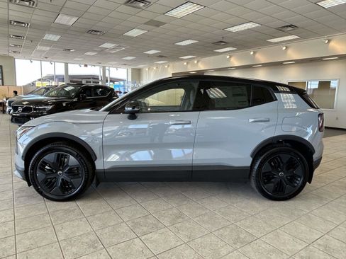 New 2026 Volvo EX30 Cross Country Ultra w/ Protection Package Premier AWD/4WD image 6