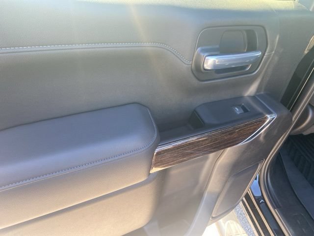 Used 2020 GMC Sierra 1500 Elevation w/ Elevation Value Package AWD/4WD image 12