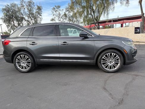 Used 2017 Lincoln MKX Reserve image 8
