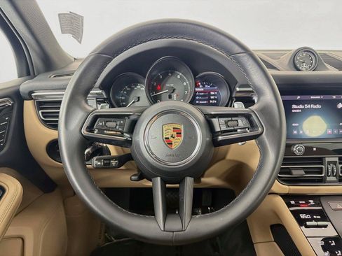 Used 2023 Porsche Macan AWD/4WD image 12