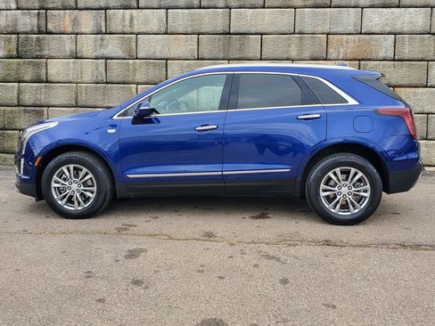 Certified 2023 Cadillac XT5 Premium Luxury image 2