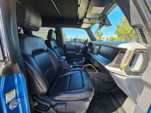 Used 2022 Ford Bronco Badlands w/ Sasquatch Package image 34